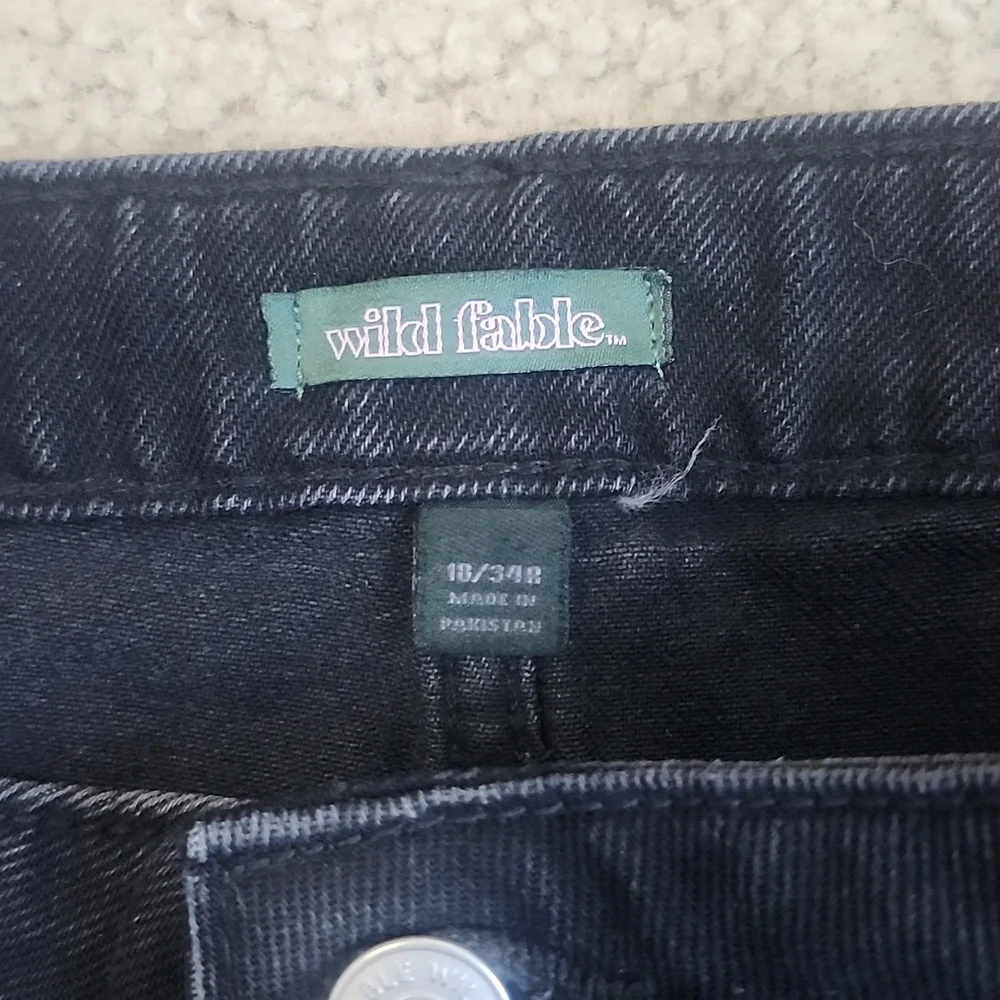 Wild Fable Black Jean Shorts - Picture 2 of 3